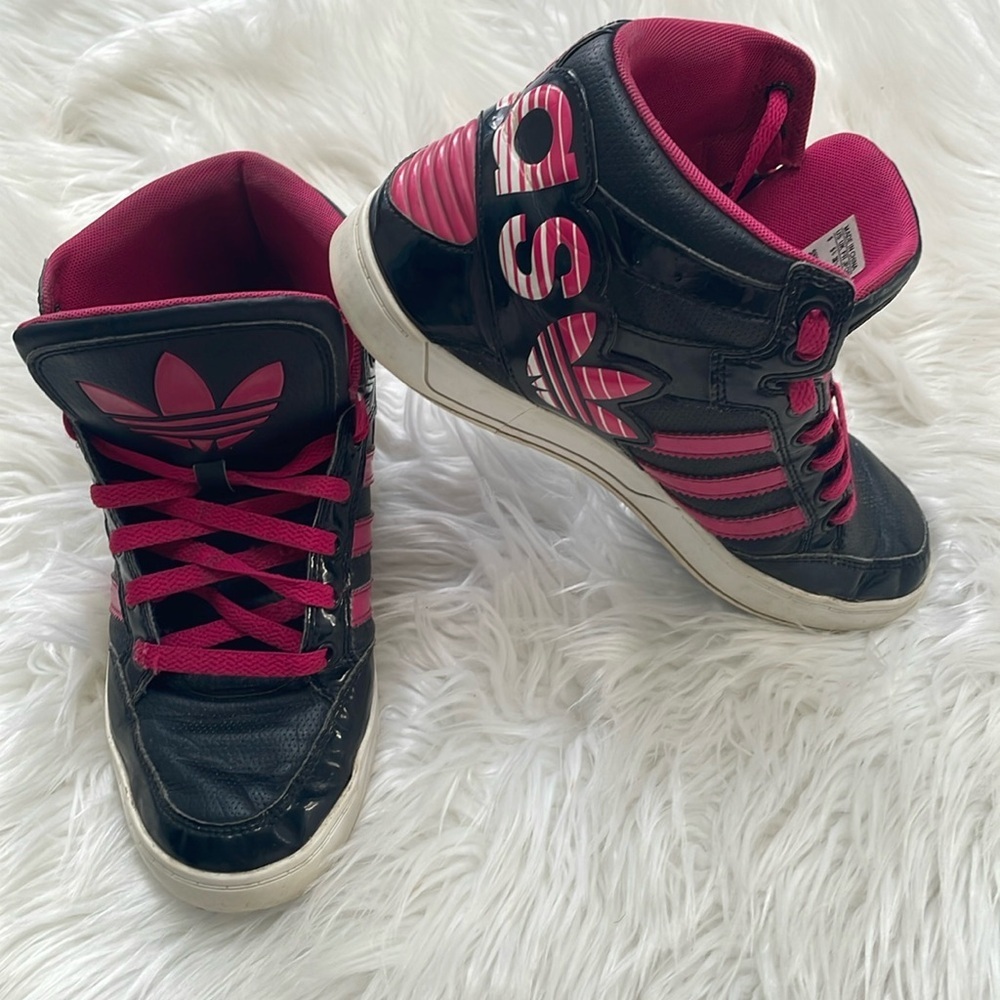 Adidas Hard Court Hi Big Logo Pink Black Sneakers